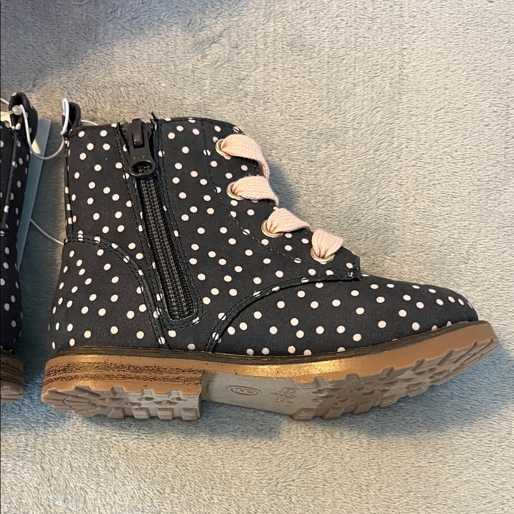 Cat & Jack Charcoal Gray Polka Dot Kids Boots with Pink Laces - Picture 4 of 9